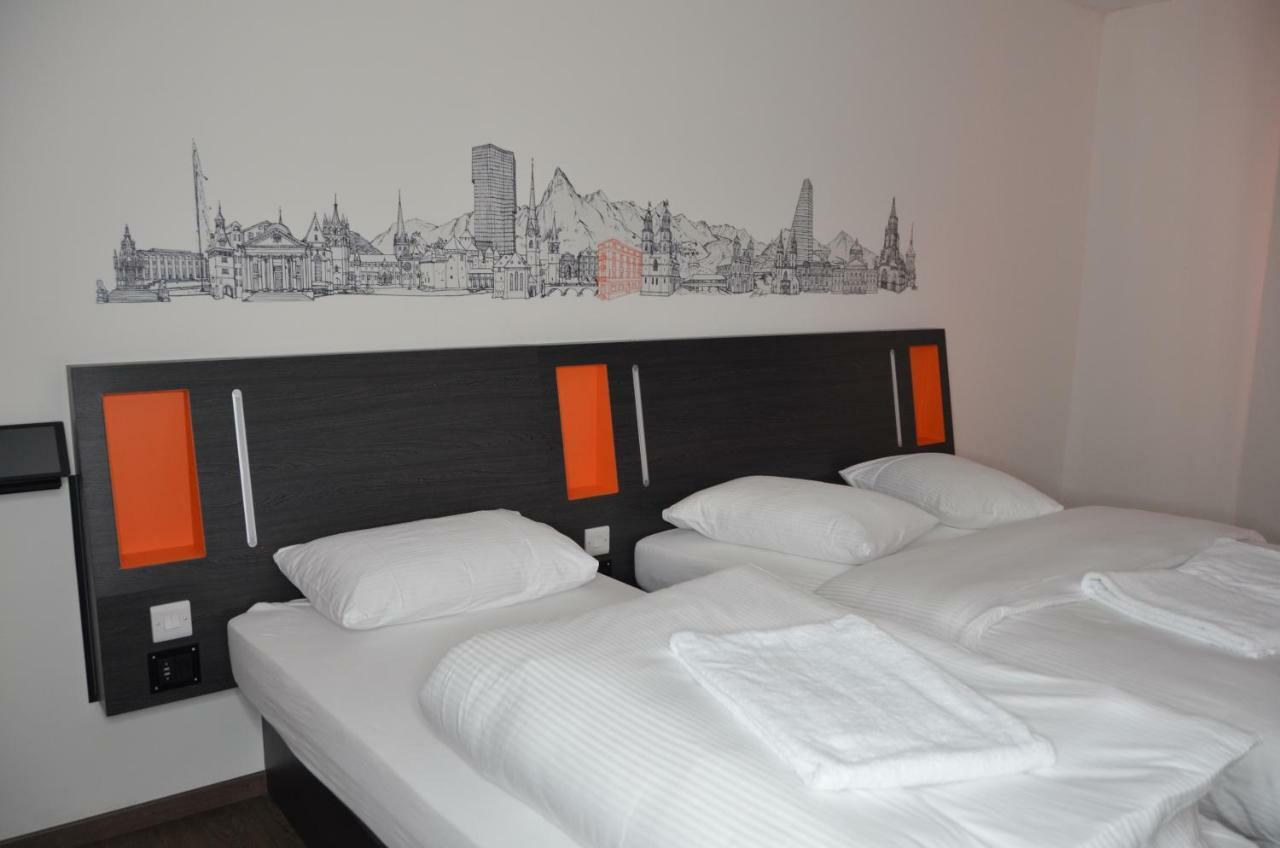 Easyhotel Zurich West Exteriér fotografie